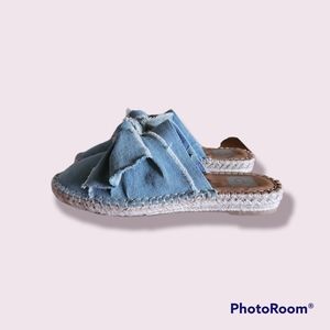 DV DOLCE VITA Denim Knot Slip On  Espadrilles Size 8 EUC